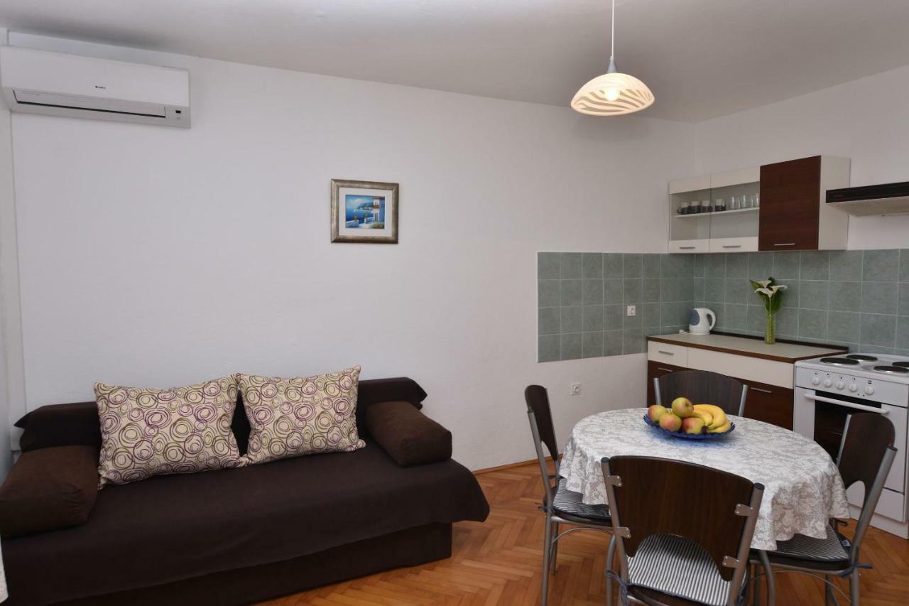 Apartments Katica 普利莫顿 外观 照片